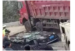 大貨車司機說大實話：“為什么我們不踩剎車”！