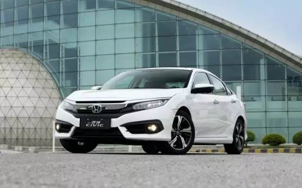 養(yǎng)眼+給力，第十代CIVIC（思域）才是年輕人標(biāo)配